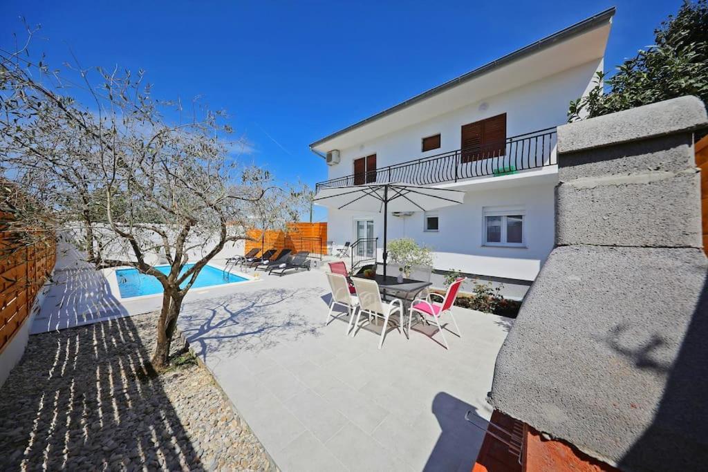 Luxury Apartment Petra With Private Pool Zadar Exterior foto