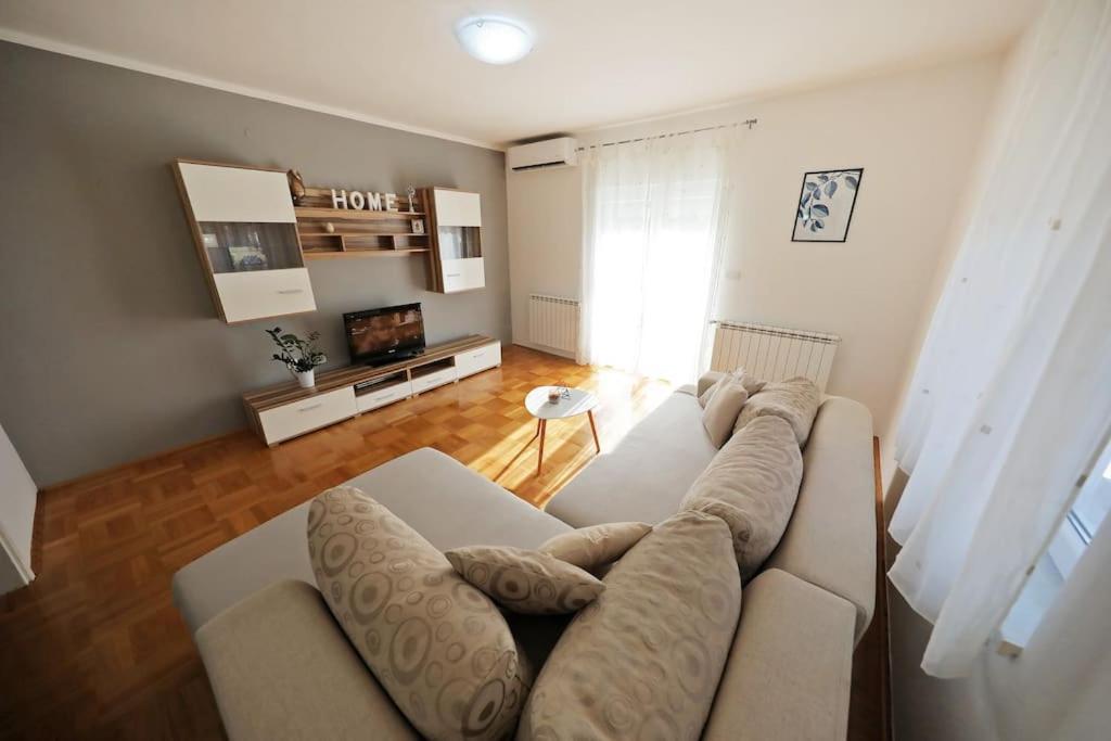 Luxury Apartment Petra With Private Pool Zadar Exterior foto