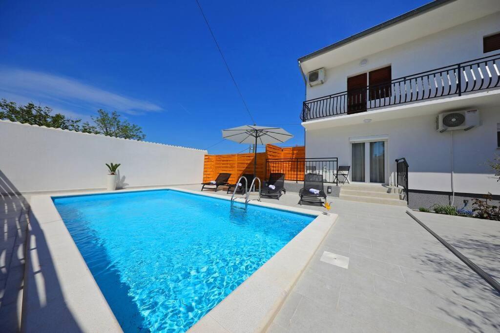 Luxury Apartment Petra With Private Pool Zadar Exterior foto