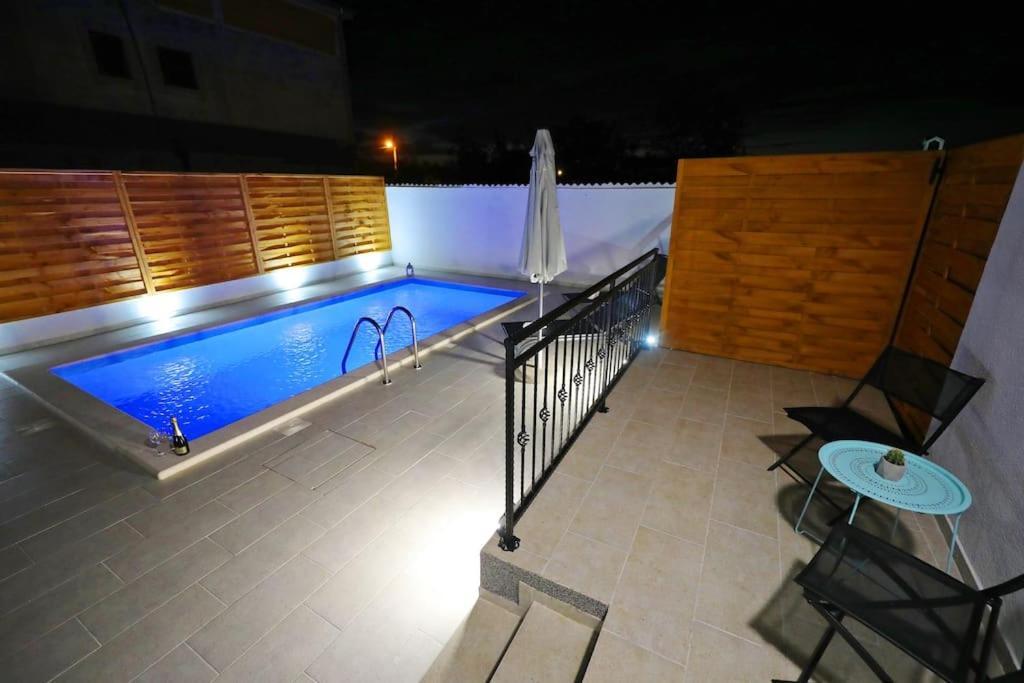 Luxury Apartment Petra With Private Pool Zadar Exterior foto